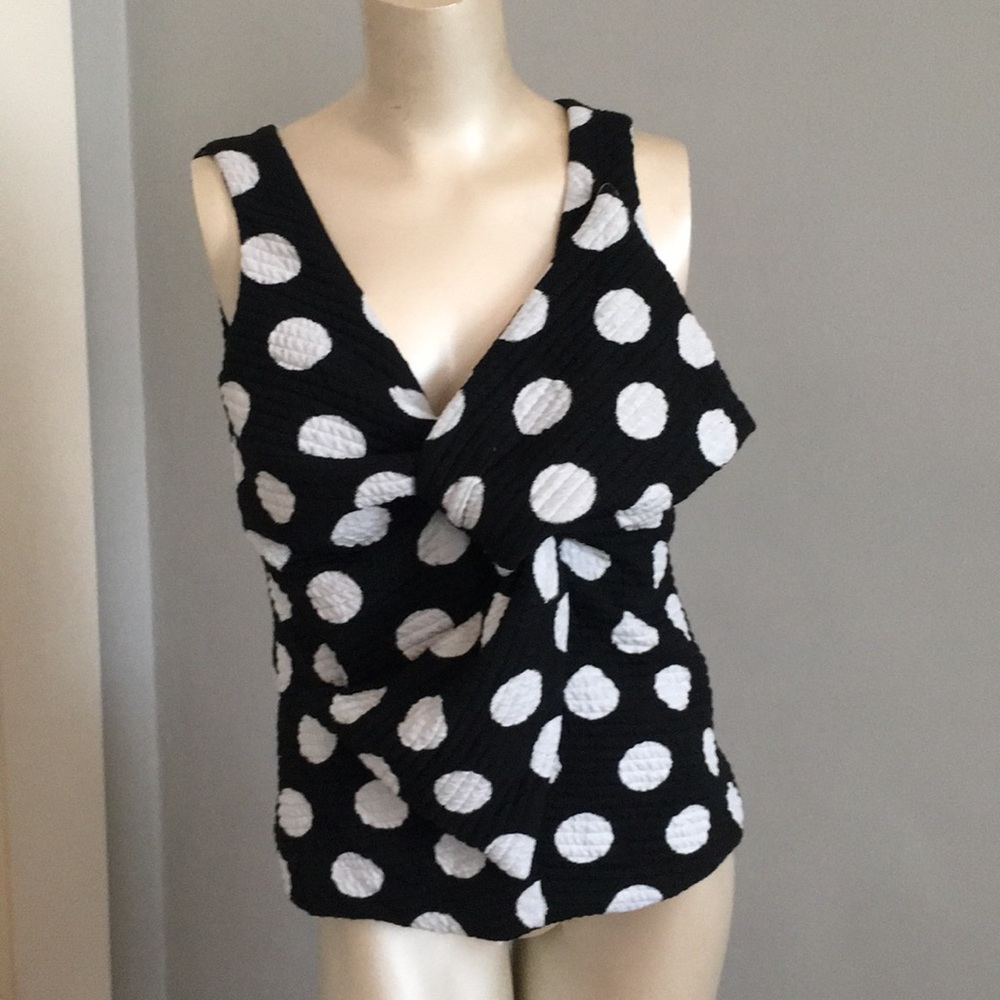 Eva‎ Franco front knit dressy tank